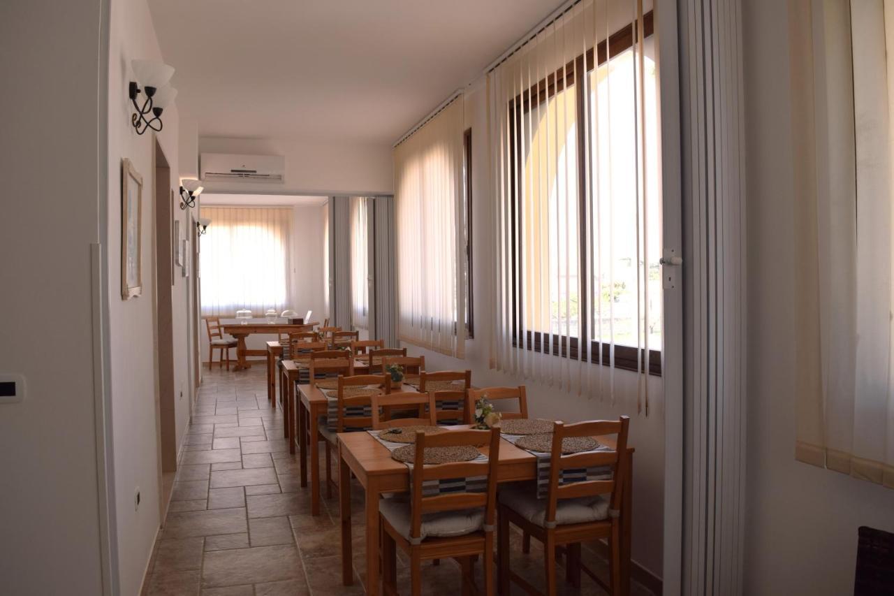 Bed and Breakfast Le Mimose Пульсано Экстерьер фото